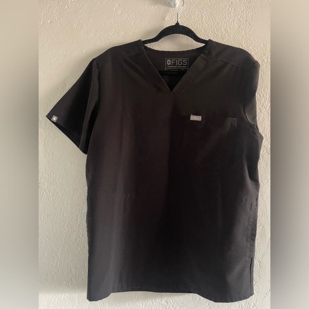 FIGS Chisec Scrub Top - Picture 7 of 10
